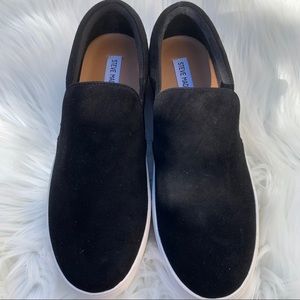 Steven Madden Gills Black Suede Sneakers Size 11